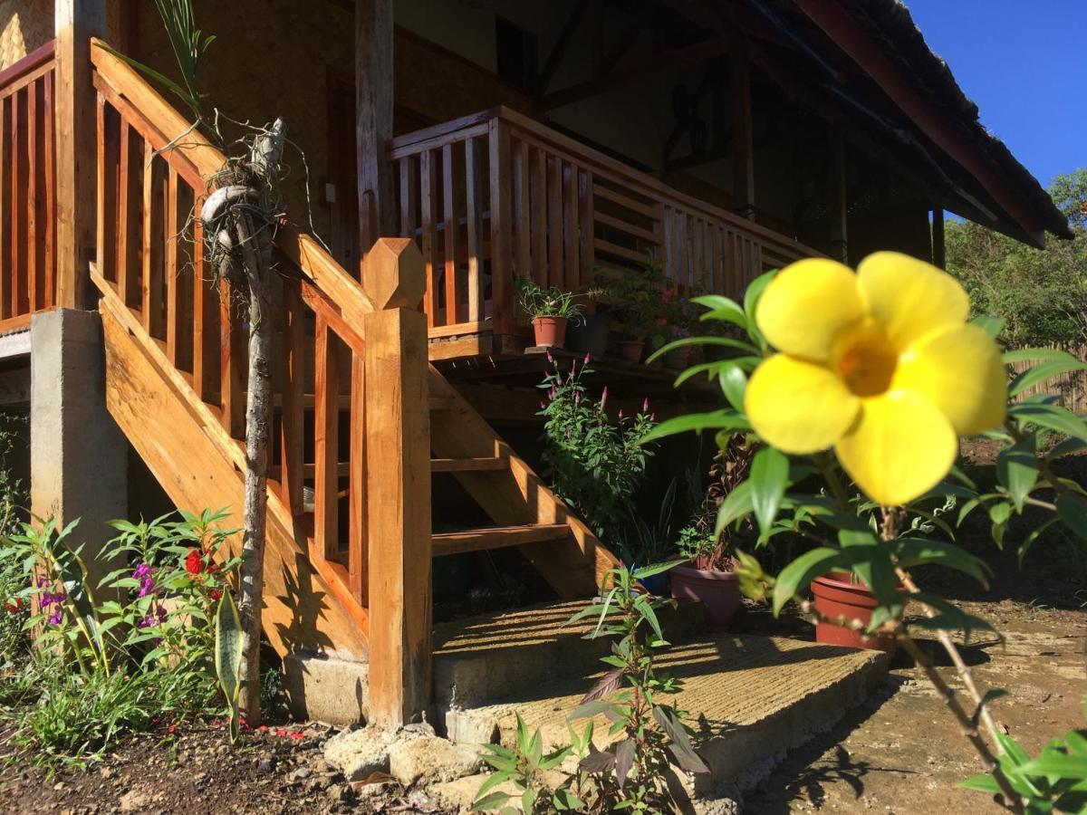 B&R Hostel Nagtabon Bacungan Εξωτερικό φωτογραφία