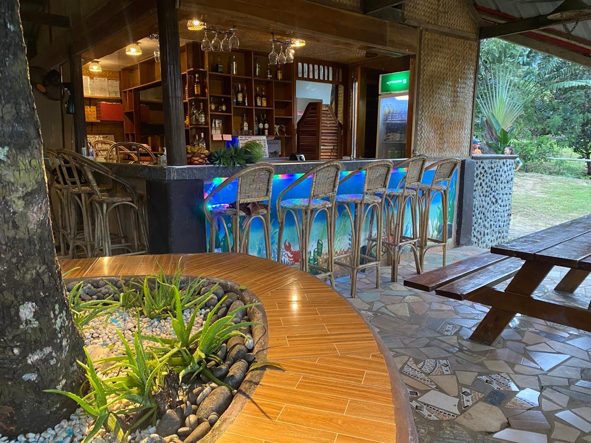 B&R Hostel Nagtabon Bacungan Εξωτερικό φωτογραφία